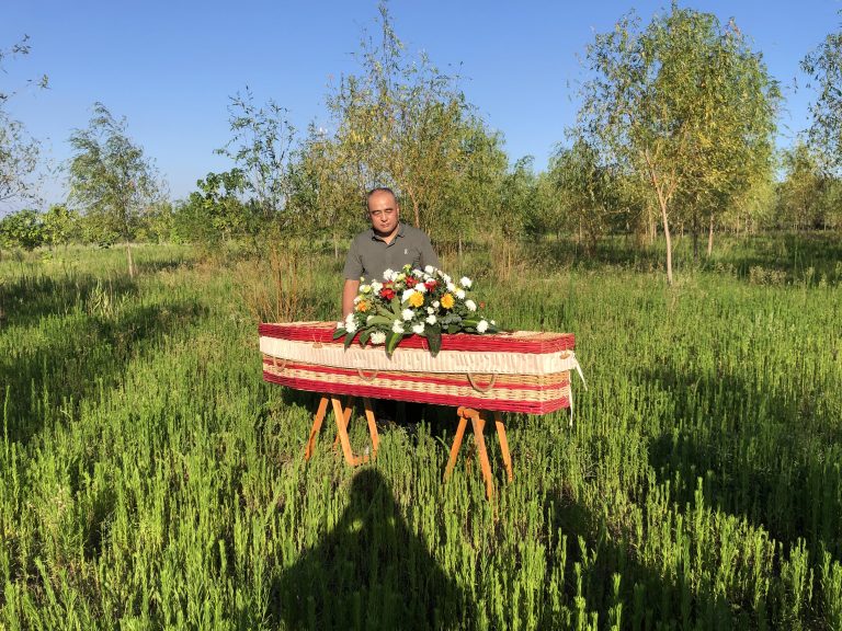 Market Analysis of Woven Coffins in the Italian Funeral Industry